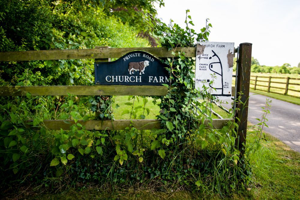 Kings Chapel Amersham - Jemma & Sam Wedding