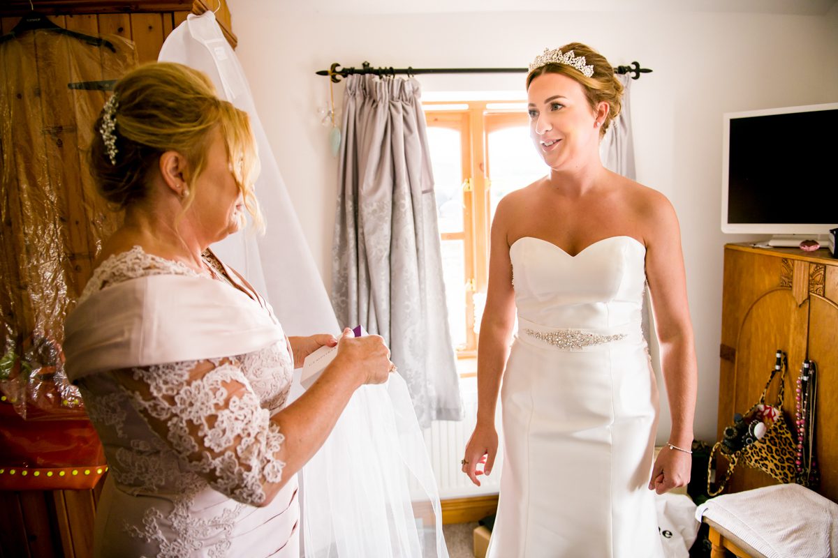 Kings Chapel Amersham - Jemma & Sam Wedding