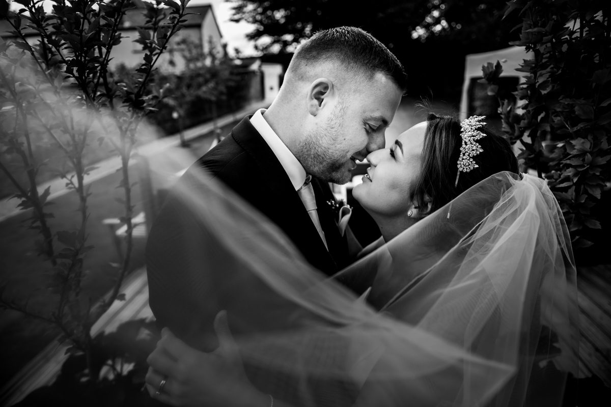 Kings Chapel Amersham - Jemma & Sam Wedding