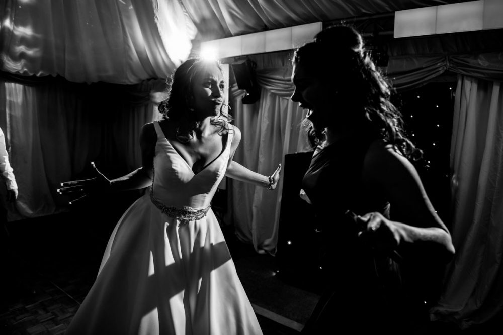 Notley Tythe Barn Wedding - Sammi & Martin