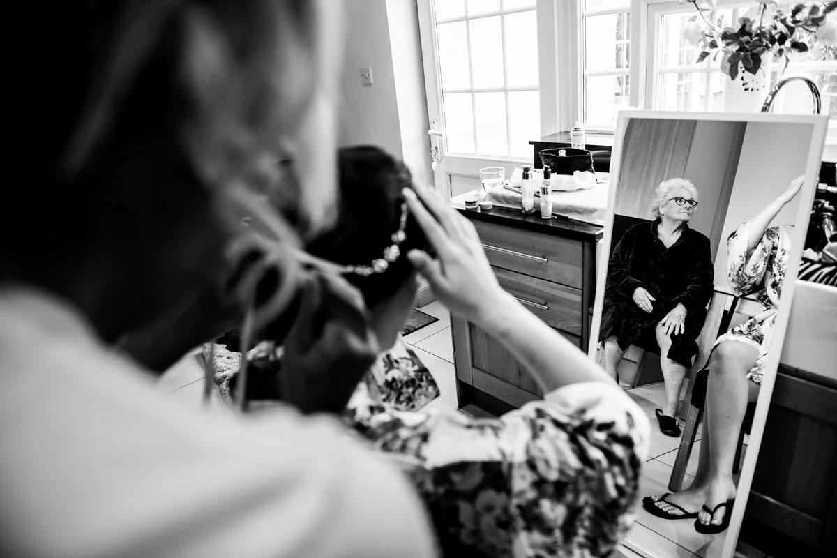 Woburn Sculpture Gallery Wedding - Laura & Andrew