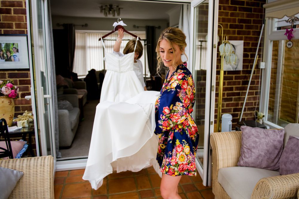 Woburn Sculpture Gallery Wedding - Laura & Andrew