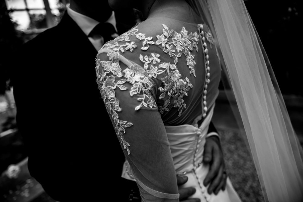 Woburn Sculpture Gallery Wedding - Laura & Andrew