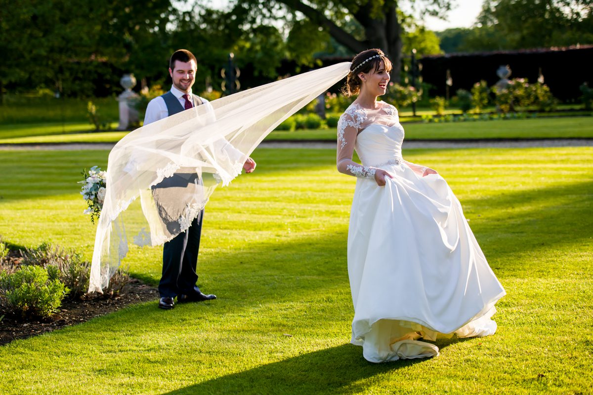 Woburn Sculpture Gallery Wedding - Laura & Andrew