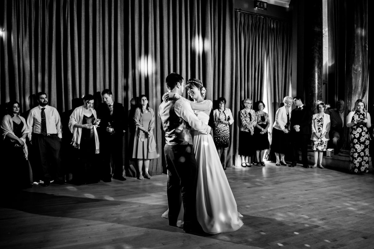 Woburn Sculpture Gallery Wedding - Laura & Andrew