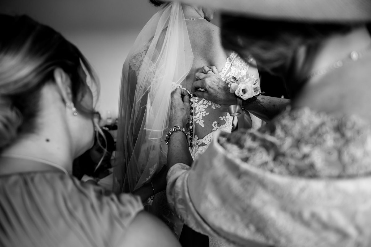 Swiss Garden Shuttleworth Wedding - Laura & Kyle