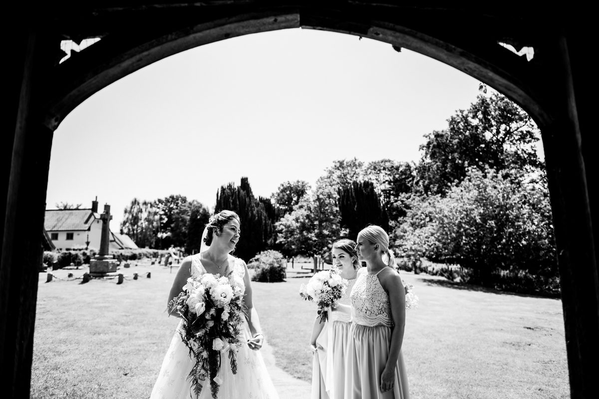 Barns at Redcoats Wedding - Lauren & Steve