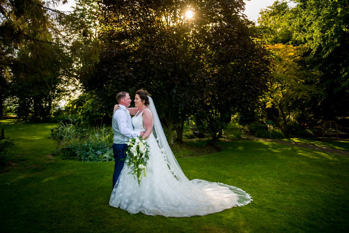 Barns at Redcoats Wedding - Lauren & Steve