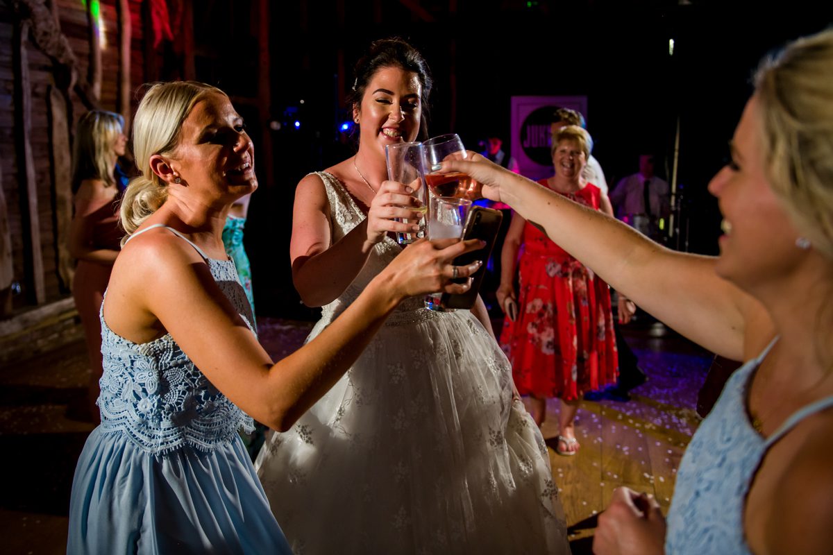 Barns at Redcoats Wedding - Lauren & Steve