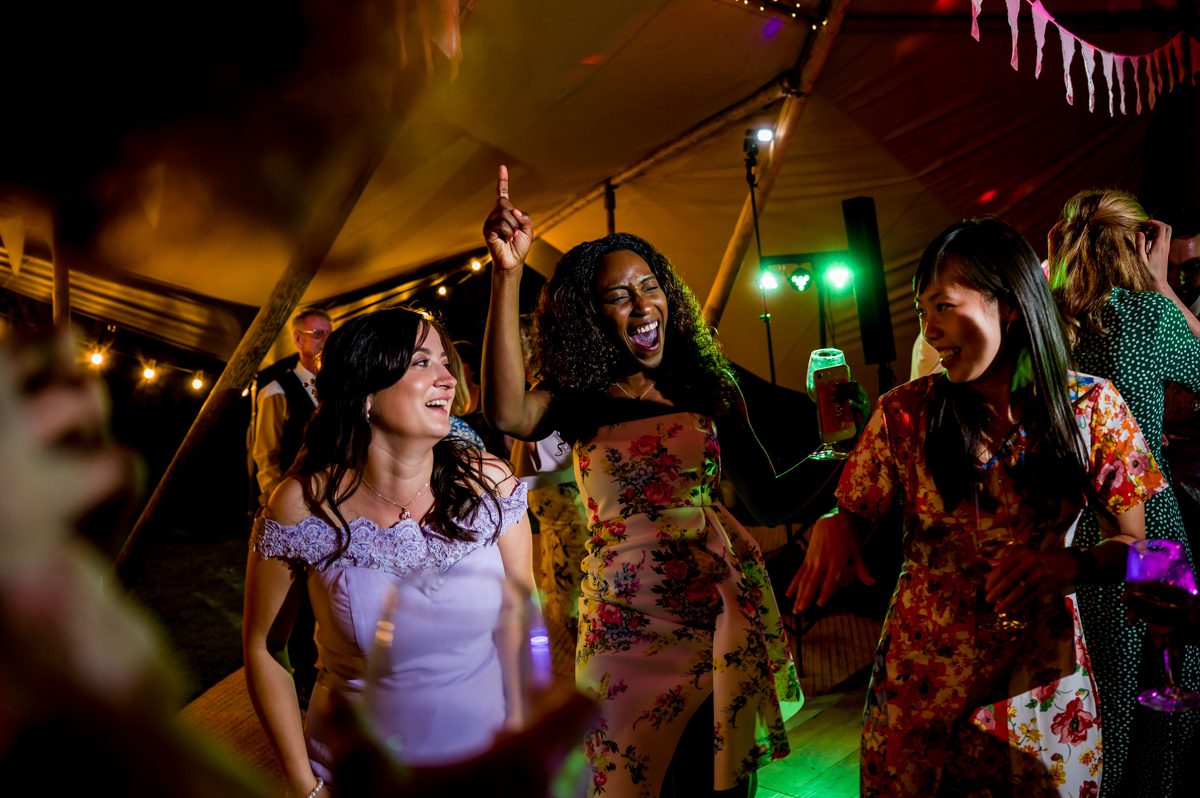 Buckinghamshire DIY Wedding - Georgie & Nick