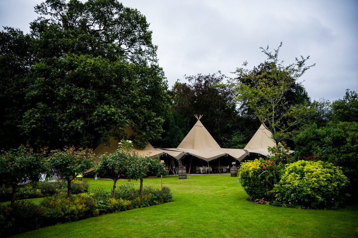 Buckinghamshire DIY Wedding - Georgie & Nick
