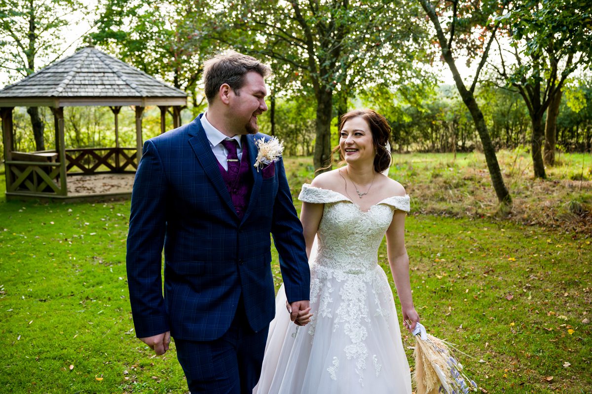 Crockwell Farm Wedding - Emily & Rob