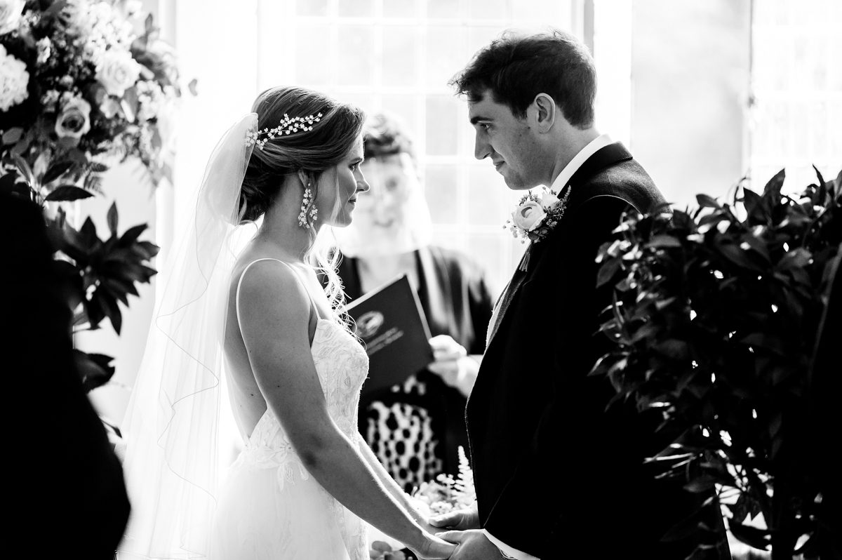 Notley Abbey Wedding - Rhianna & Greg