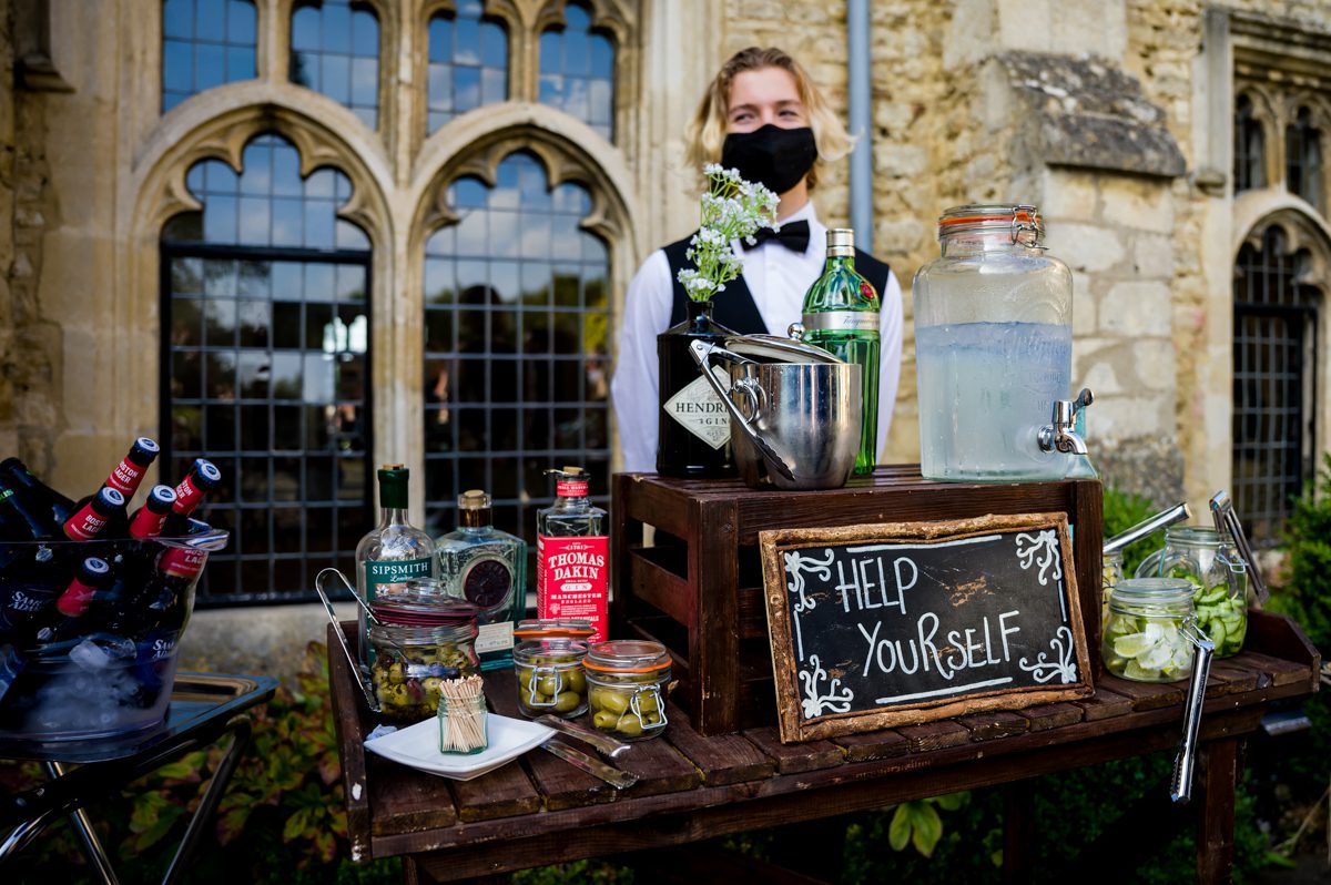 Notley Abbey Wedding - Rhianna & Greg