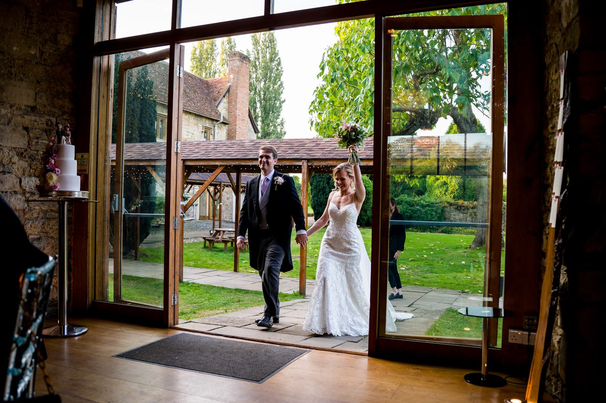 Notley Abbey Wedding - Rhianna & Greg