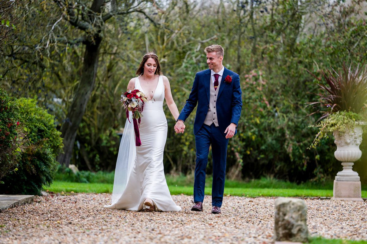 Winters Tale Country Barn Wedding - Hannah & Sam