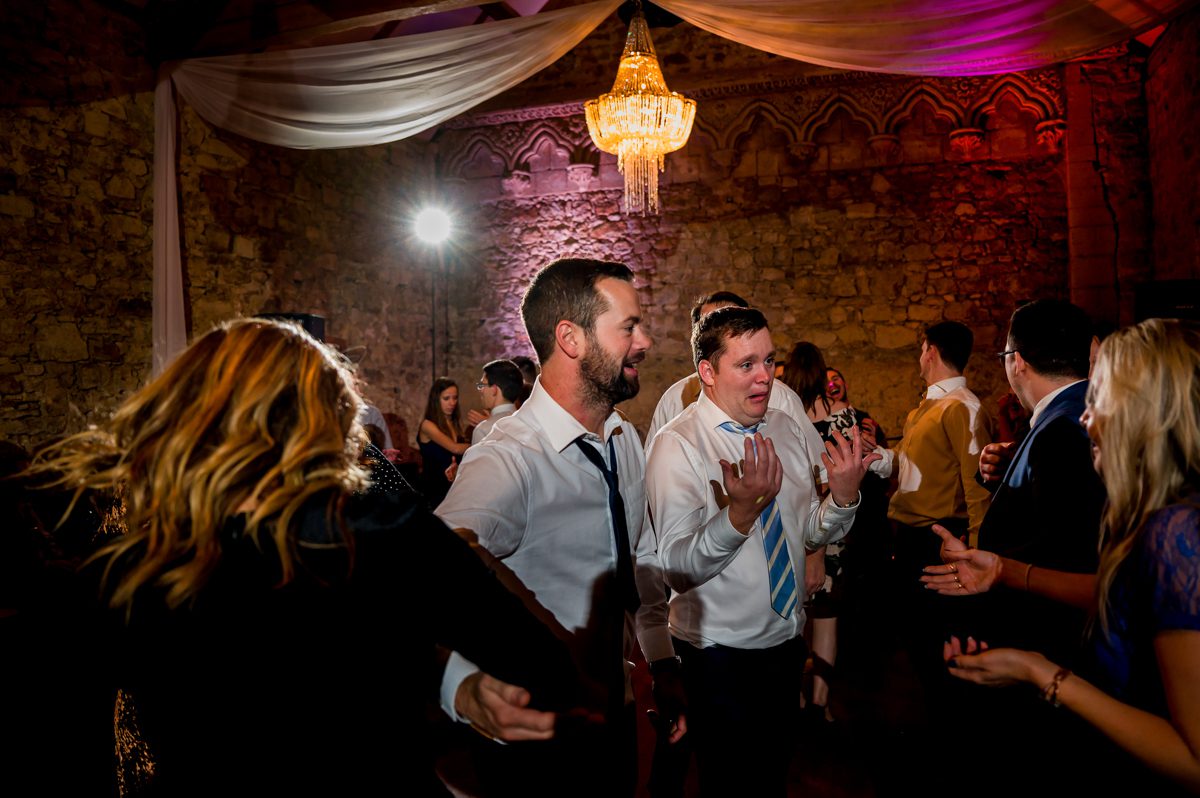 Notley Abbey Wedding - Sinead & Rob