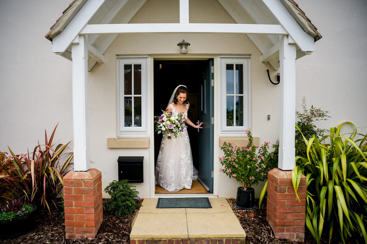 Notley Abbey Wedding - Sinead & Rob