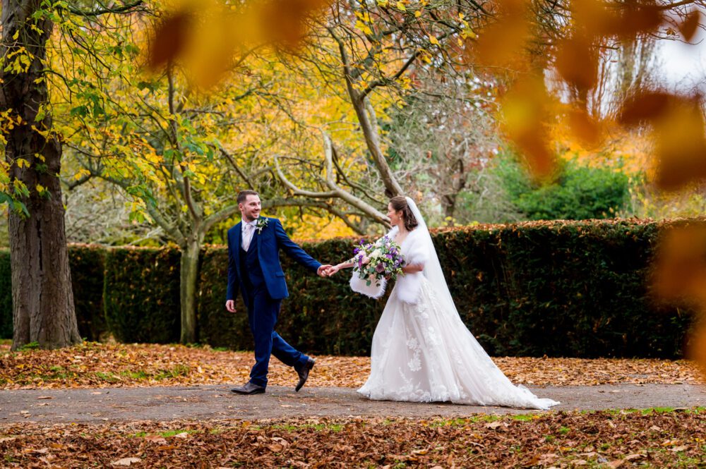 Notley Abbey Wedding - Sinead & Rob