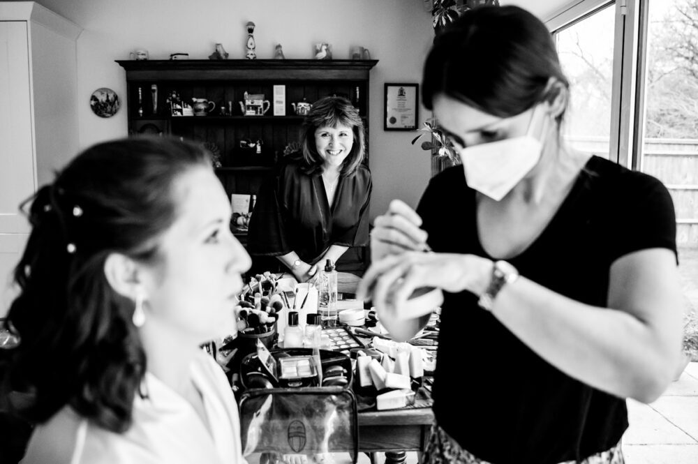 Notley Abbey Wedding - Sinead & Rob