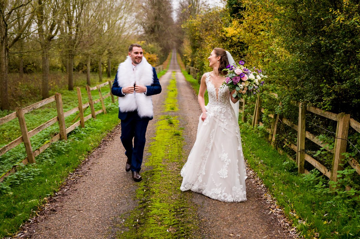 Notley Abbey Wedding - Sinead & Rob
