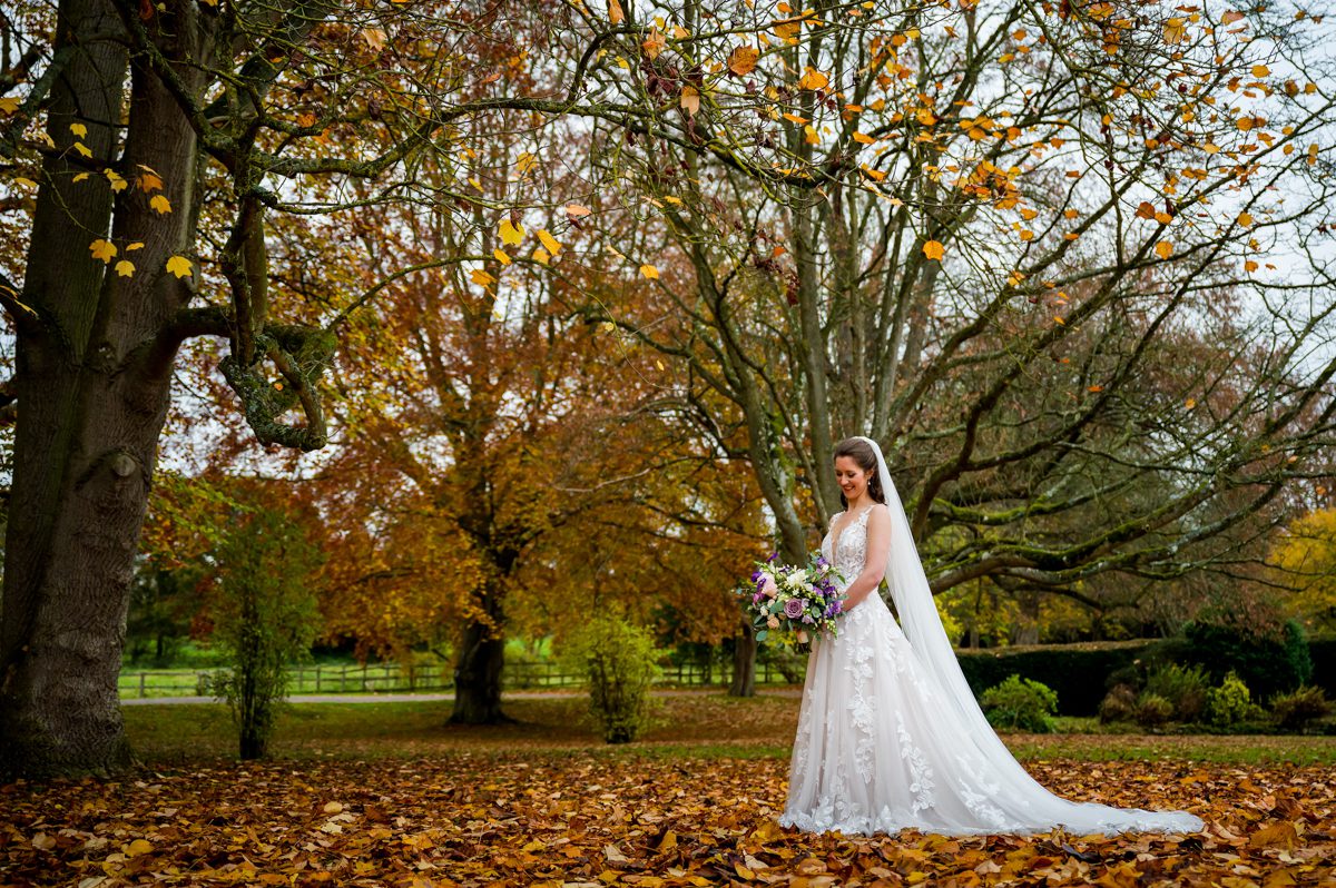 Notley Abbey Wedding - Sinead & Rob