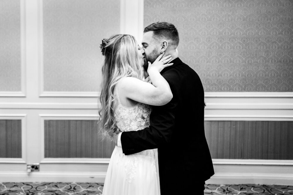 Spread Eagle Thame Wedding - Stacey & Dan