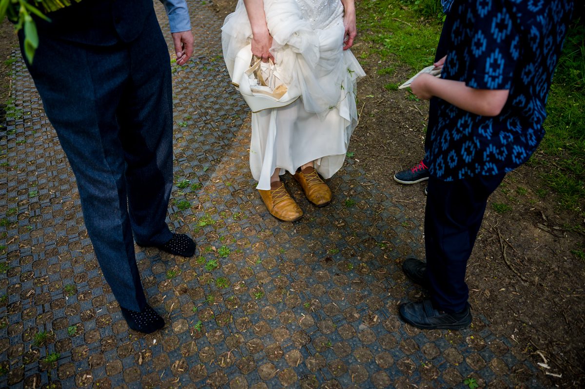 Evenley Wood Garden Wedding - Emma & John