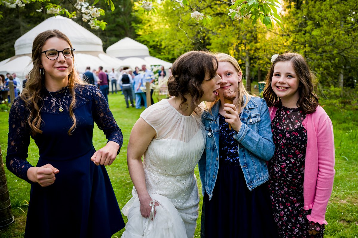 Evenley Wood Garden Wedding - Emma & John