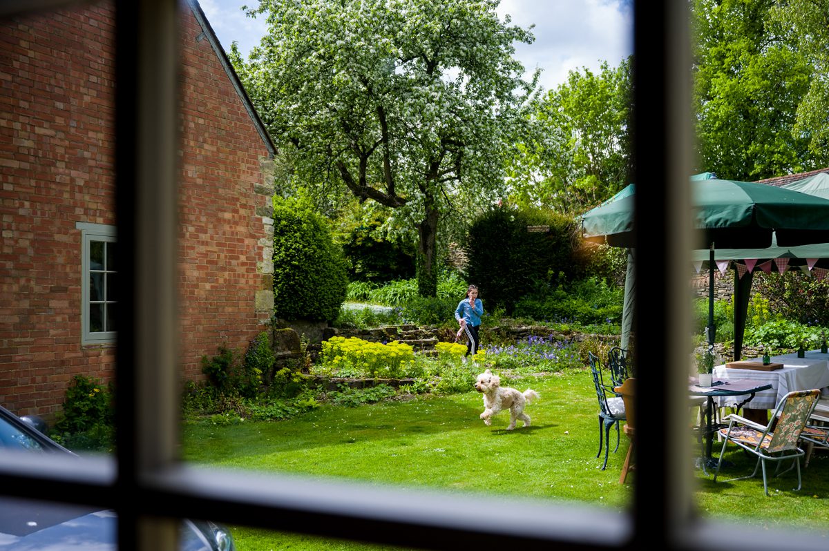 Evenley Wood Garden Wedding - Emma & John