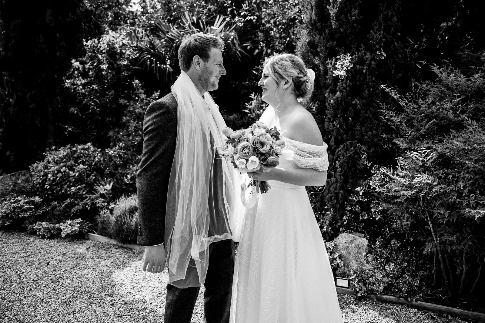 Notley Tythe Barn Wedding - Hannah & Joe