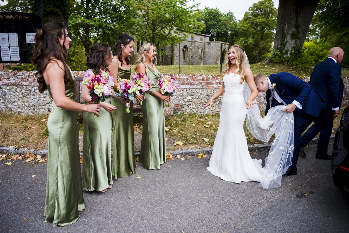 Notley Tythe Barn Wedding - Laura & Ed