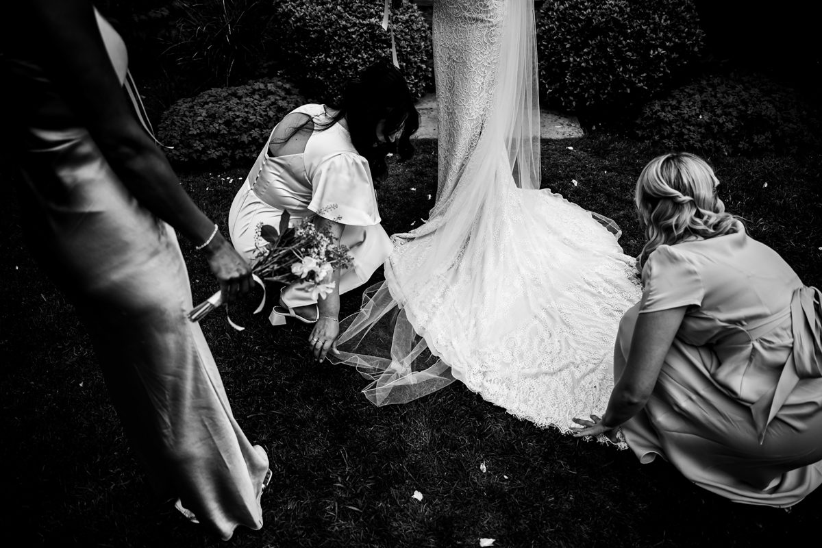 Old Luxters Barn Wedding - Anya & William